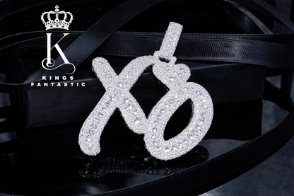 XO Bubble Letter Pendant